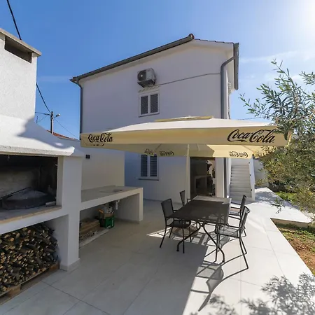 Apartamento Tia *